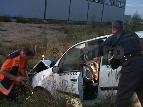 Foto: accident taxi - Italsofa Baia Mare (c) eMaramures.ro